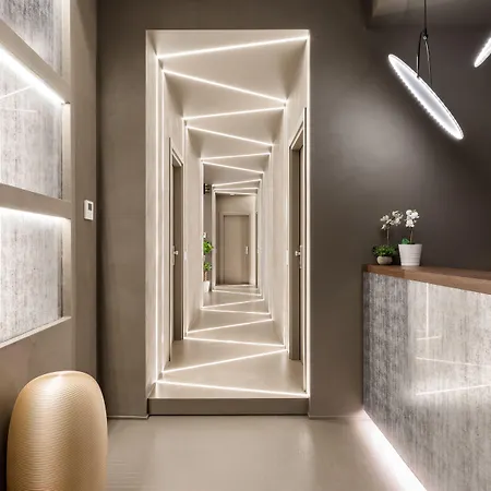 A World Aparts - Barberini Boutique 3*