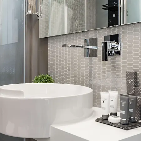 A World Aparts - Barberini Boutique 호텔 3*
