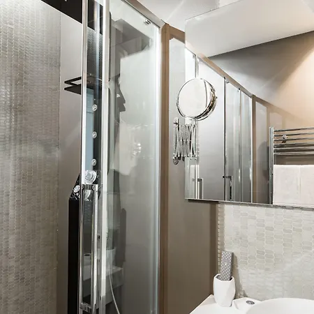 A World Aparts - Barberini Boutique 3* 로마
