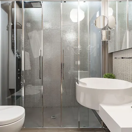 A World Aparts - Barberini Boutique 3*