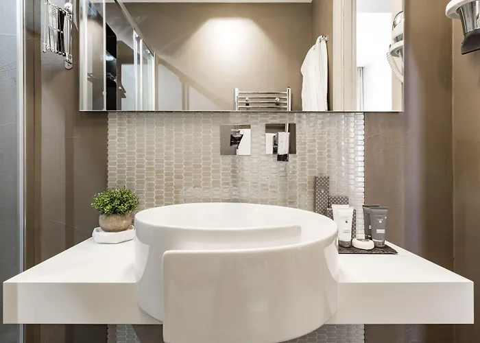 Hotel A World Aparts - Barberini Boutique 3*