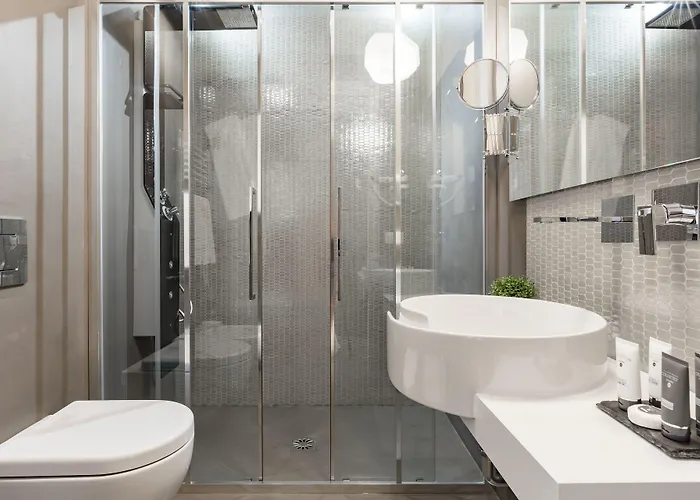 A World Aparts - Barberini Boutique 3*