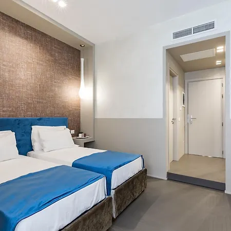 Hotel A World Aparts - Barberini Boutique 2*