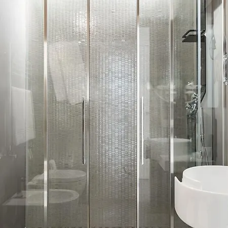 A World Aparts - Barberini Boutique