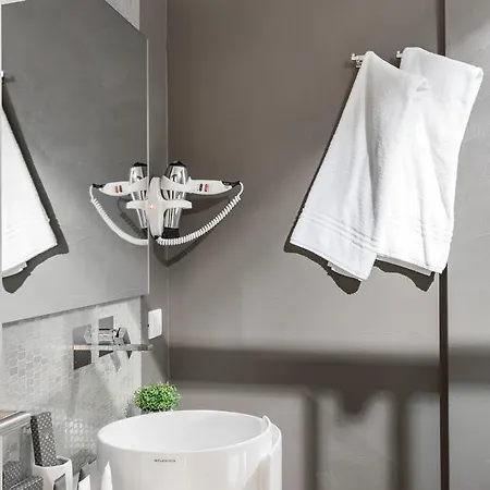 Hotel A World Aparts - Barberini Boutique 2*